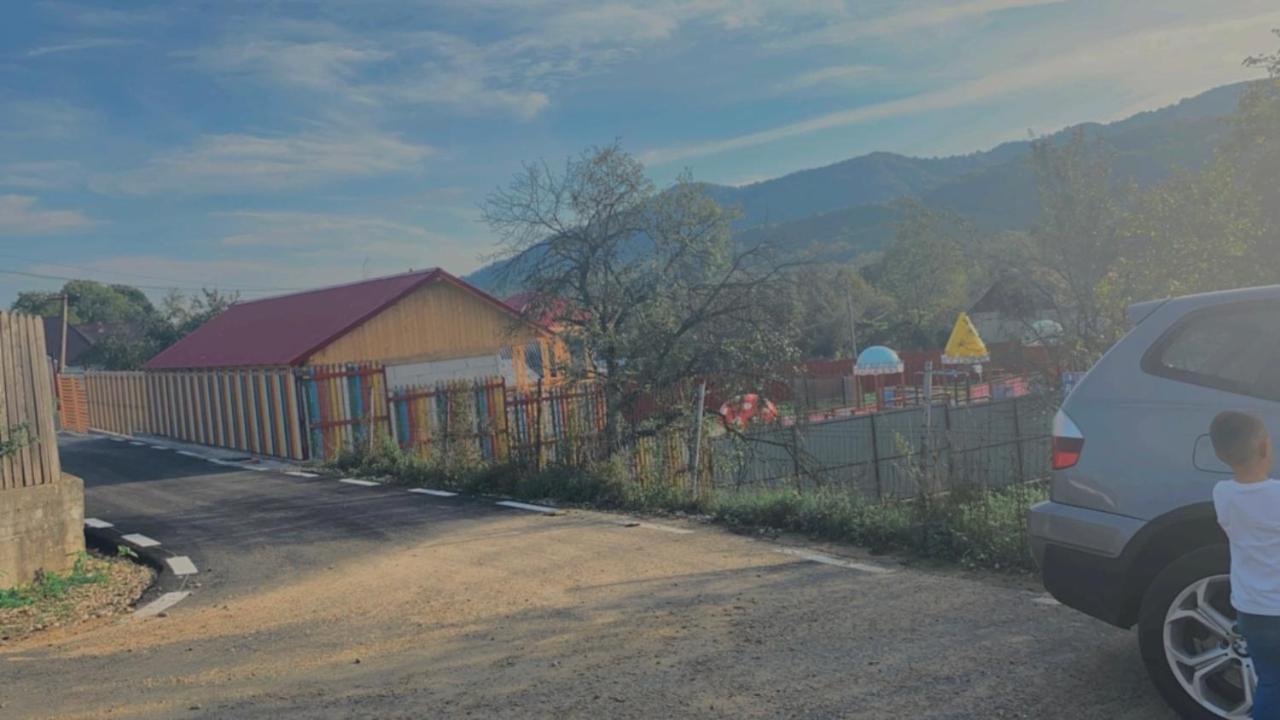 Pensiunea Colt De Rai Corbi ภายนอก รูปภาพ