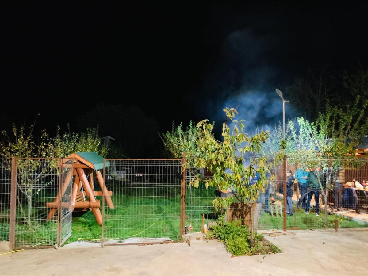 Pensiunea Colt De Rai Corbi ภายนอก รูปภาพ